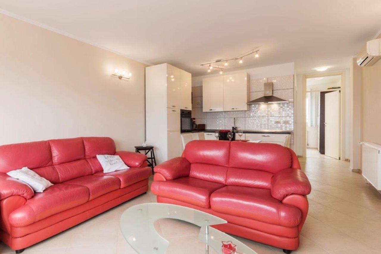 Apartment Dubravka Near The Sandy Beach เมดูลิน ภายนอก รูปภาพ