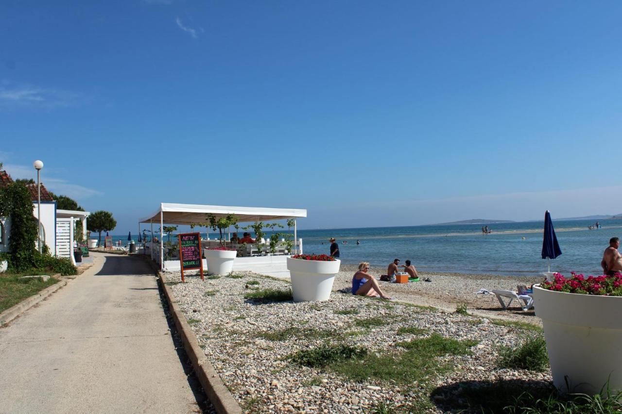 Apartment Dubravka Near The Sandy Beach เมดูลิน ภายนอก รูปภาพ